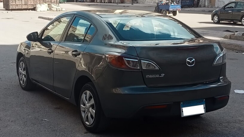 mazda-3-modyl-2010-big-7