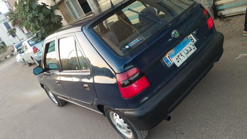 skoda-flyshya-1996-big-0