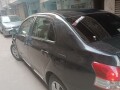 toyota-yarys-2006-small-0