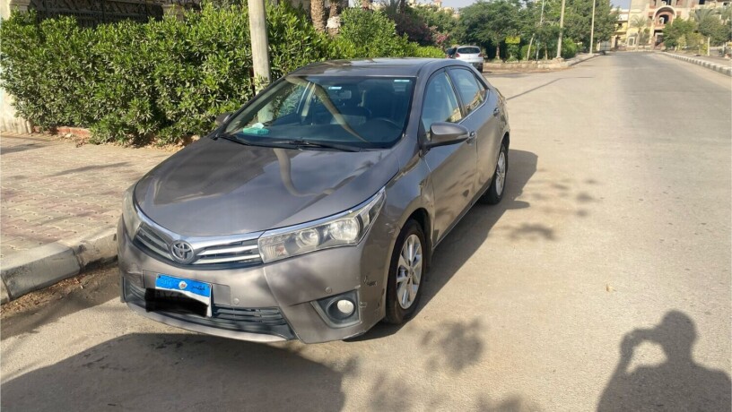 toyota-korola-2014-big-1